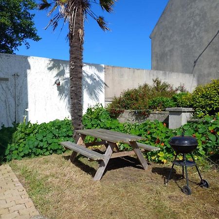 Superbe Studio, Avec Cuisine Et Espace Exterieur Plouguerneau Kültér fotó